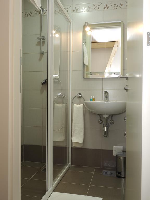 Guest House Vida Belgrado Camera foto